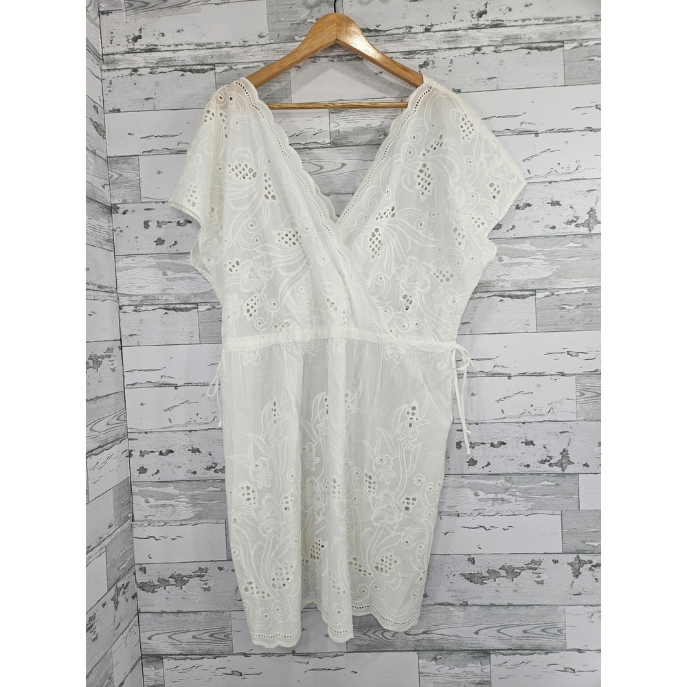 Cabi White Eyelet Cotton Wrap Dress XL Short Sleeve Floral Scalloped Style 5615